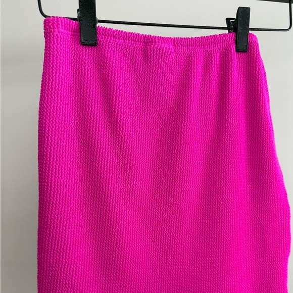 Good American Pink "Always Fits" Mini Skirt - Picture 3 of 5